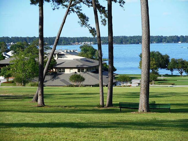 Estrecho de abril en el lago Conroe - 1406 W April Villa Unidad Studio