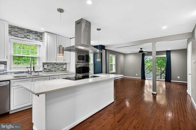 Photo - 16611 Geddy Ct