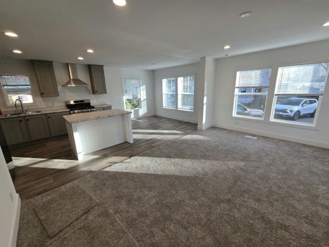 Photo - 155 Laurinda Ln