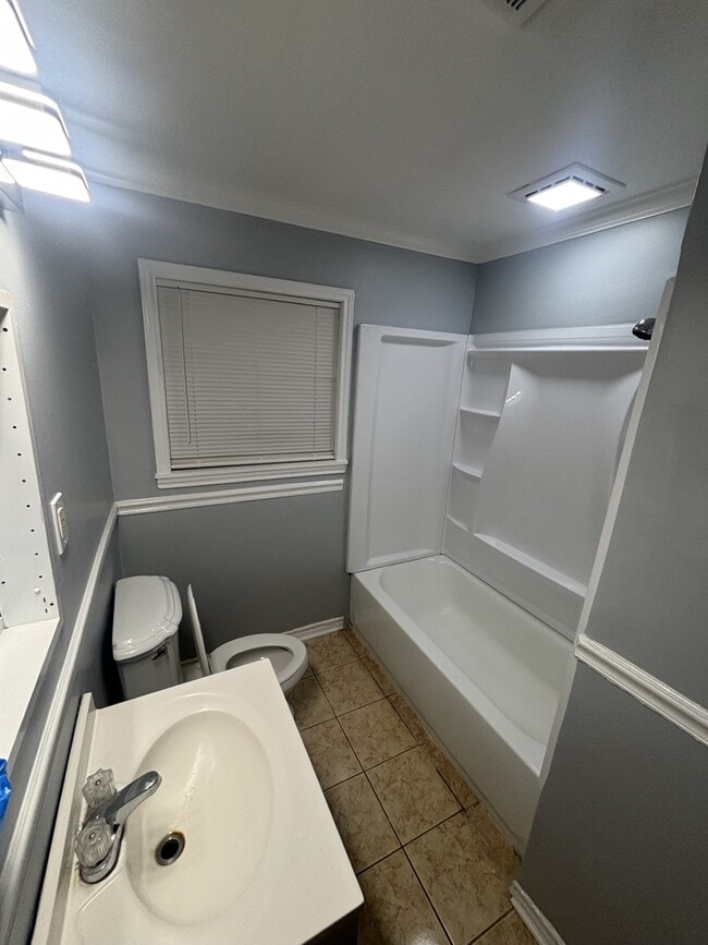 Photo - 206 Maxie St
