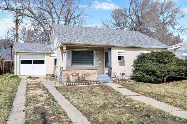 Photo - 2318 Templeton Gap Rd