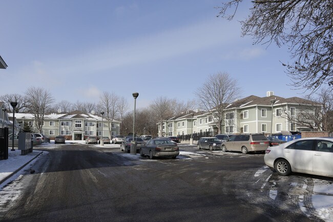 Photo - Cecil Newman Apartments