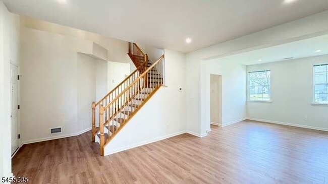 5 Joanne Ct