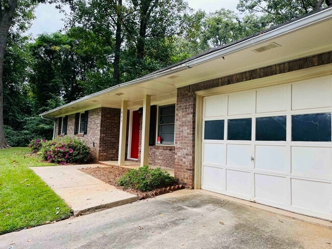 Photo - 943 Parkstone Dr