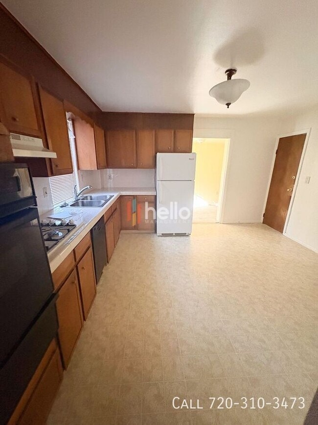 Photo - 1145 N Clarkson St Unit 01