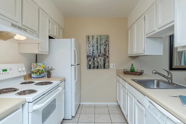 Photo - 7395 E Eastman Ave Unidad N104