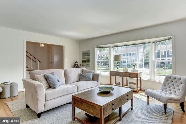 Photo - 1214 Colonial Rd