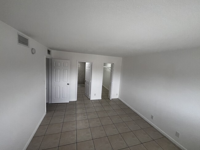 Photo - 2944 NW 55th Ave