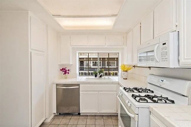 Photo - 1414 Brett Pl Unit 329