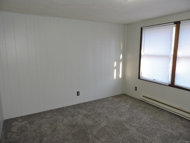 Photo - 125 W Orange St