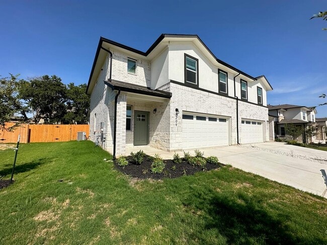 Photo - 209 Saide St