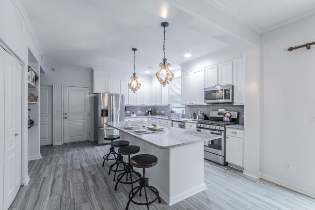 Photo - 1561 Arbor Knot Dr