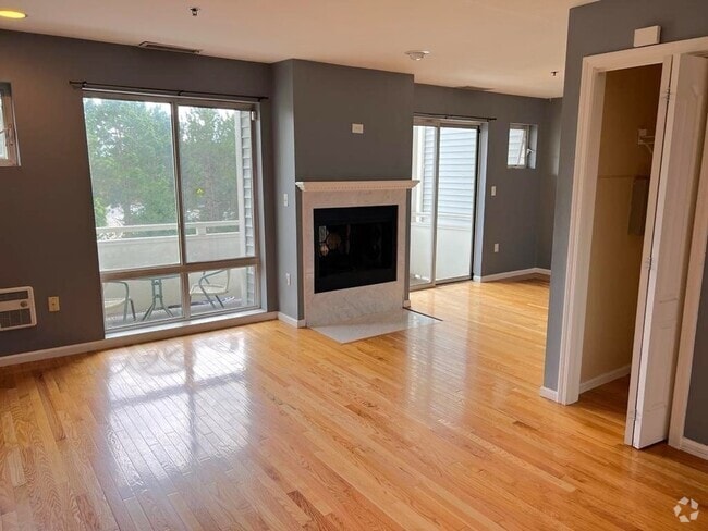 Building Photo - 200 Falls Blvd Unit H305 Rental