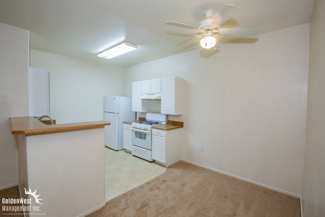Photo - Lovely 1Bdm 1Ba Gated Condo in the Heart of Providence Area! Unit 1066