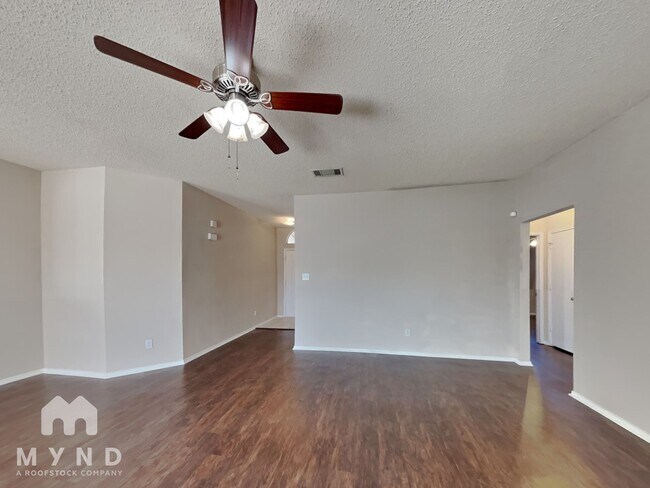 Photo - 1801 Bertram Dr