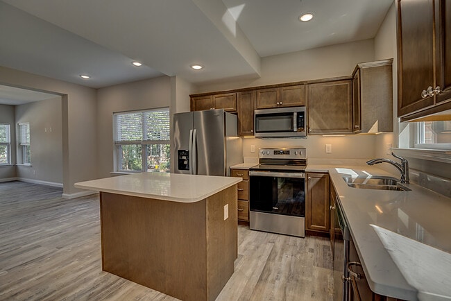 Photo - 5565 Limaburg Rd