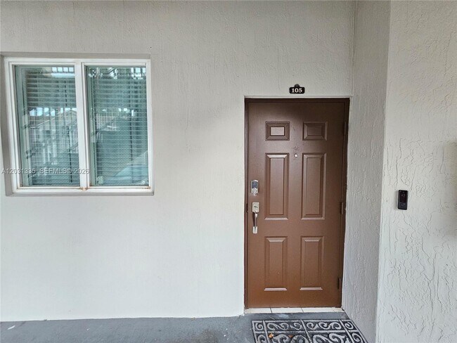Photo - 1661 SE 28th St Unit 105