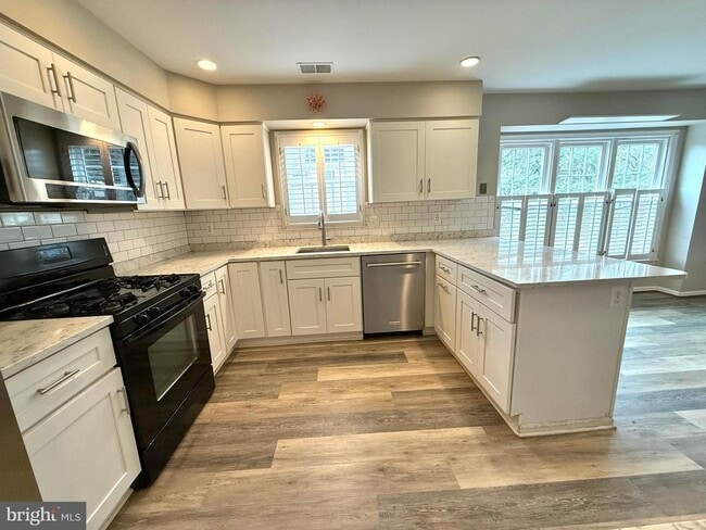 Photo - 7773 Shootingstar Dr