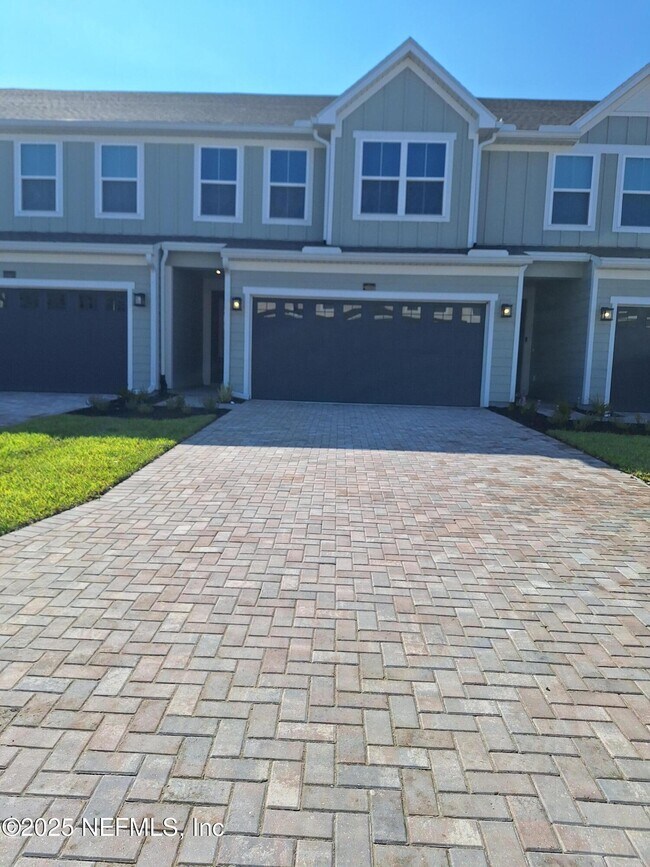 Photo - 102 Gaston Ct