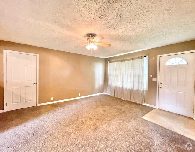Building Photo - 407 E Lincoln St Unit 1 Rental