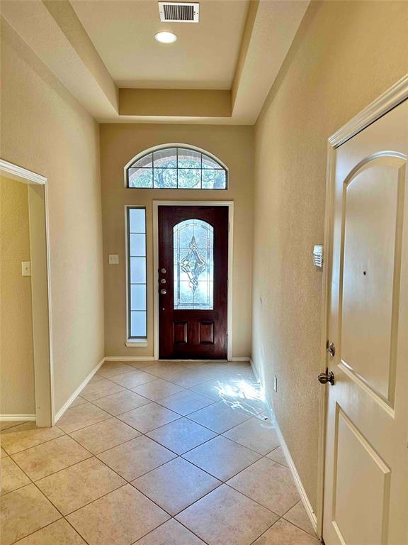 Photo - 1801 Tall Chief