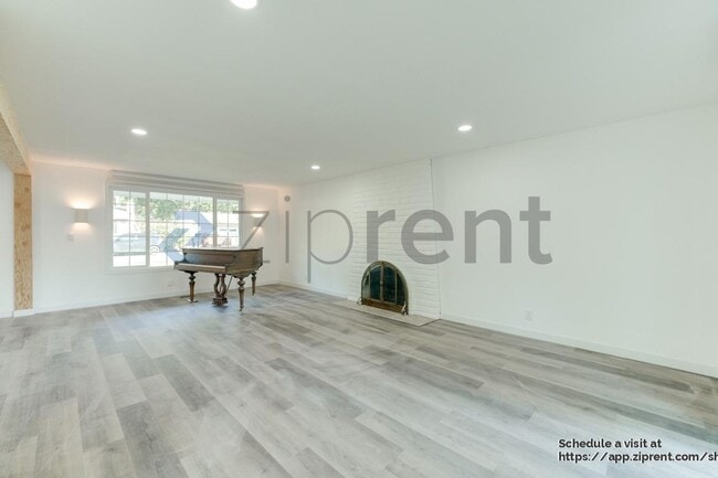 Photo - 12225 105th Ave NE