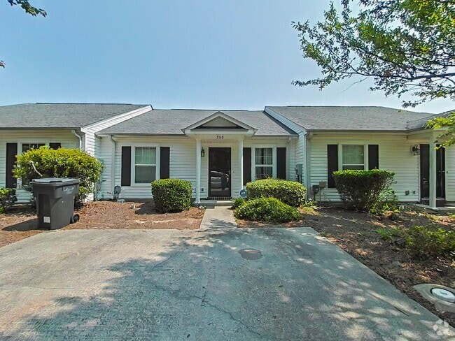 Building Photo - 2BR/2BA located near Doctor's Hospital / A... Rental