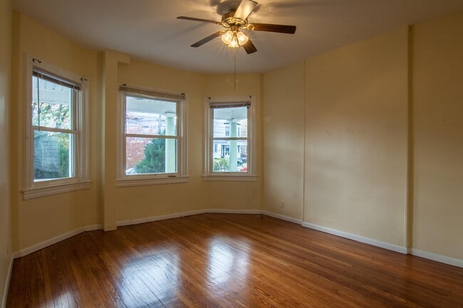 Building Photo - 69 W 30th St Unit 2 Rental