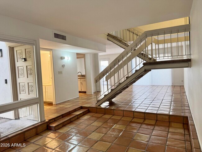 Photo - 5631 N 79th St