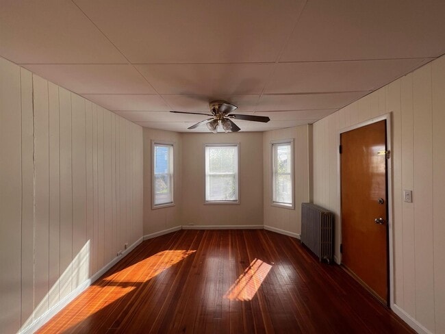 Photo - 15 5th St Unit 1