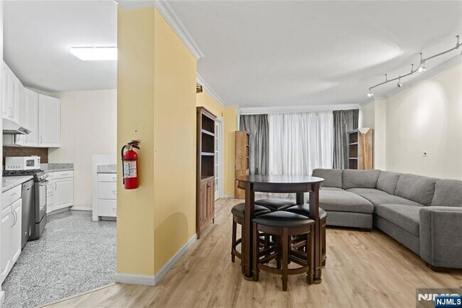 Photo - 7004 JFK Blvd E Unit 6a