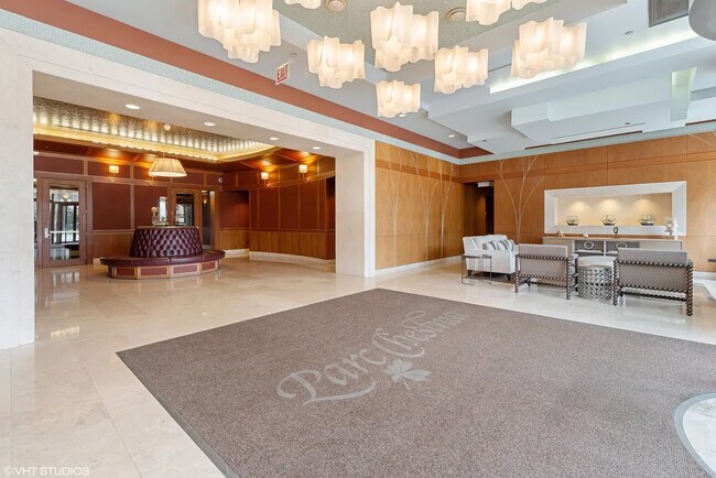 Photo - 849 N Franklin St