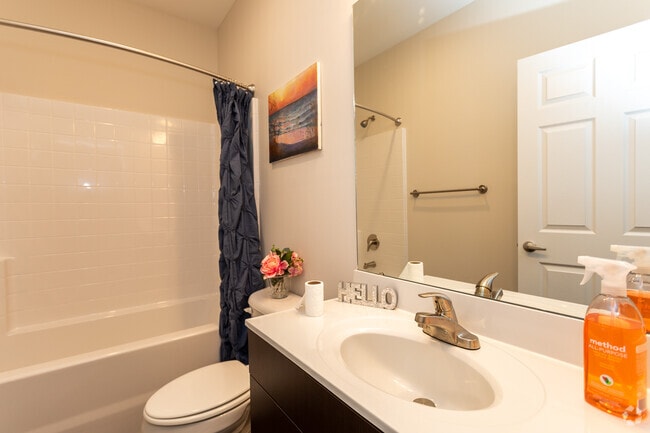 2BR,2BA
