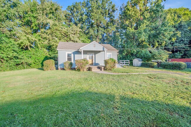 Photo - Charming Charlotte Retreat with Convenience at Every Turn, 2BR/1BA/880 sq ft