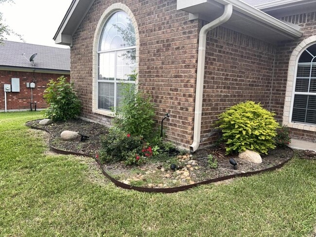 Photo - 5615 Drystone Ln