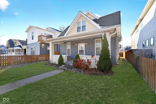 Photo - 916 Dawson St