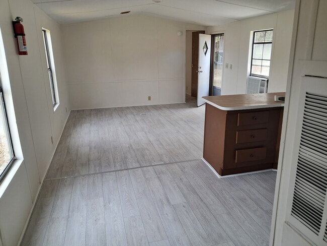 Photo - 472 Ruben Wells Rd