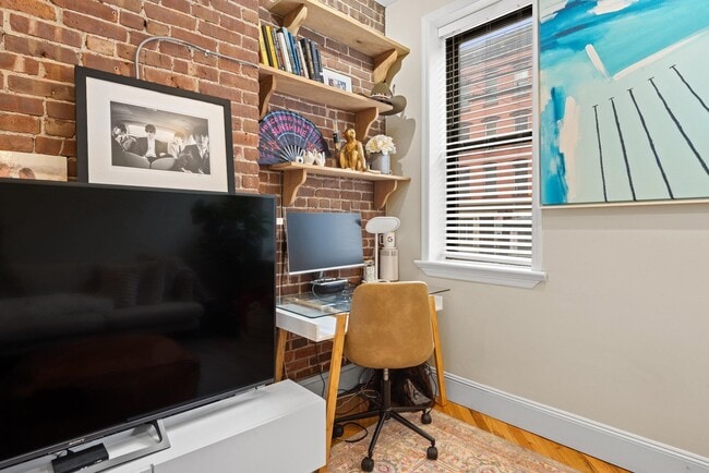 Photo - 123 Willow Ave Unit 2