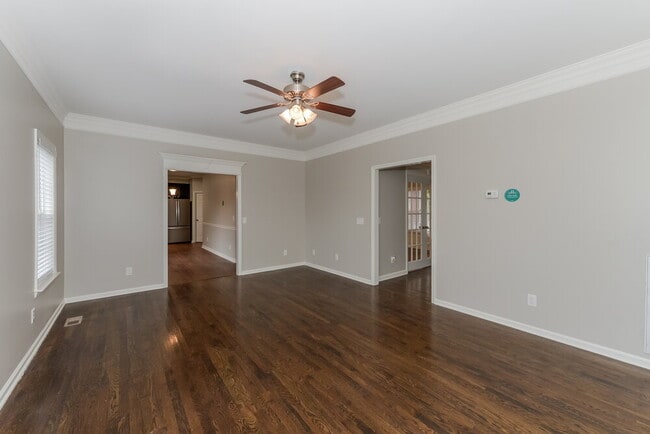 Photo - 2515 Patricia Cir