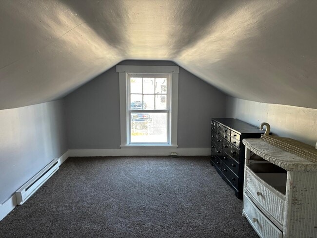 Photo - 533 W Greene St