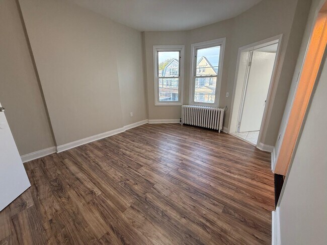 Photo - 221 Wilkinson Ave Unit 2