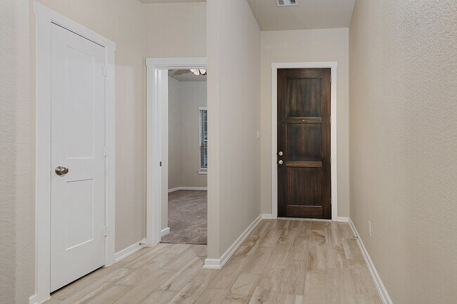 Photo - 151 Silva Creek Trl