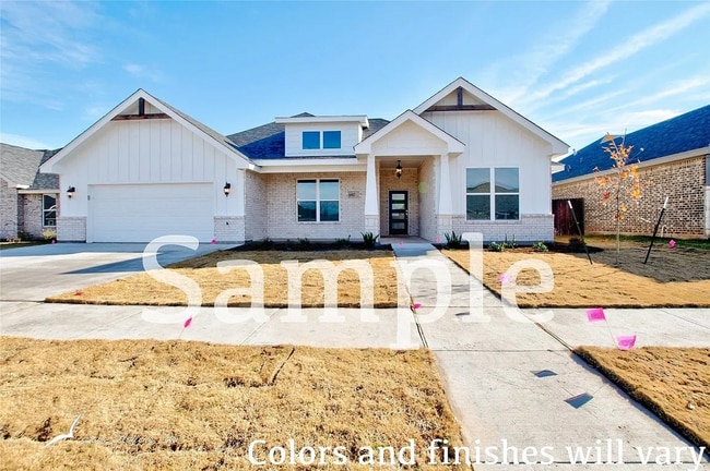 Building Photo - Stunning 4-bedroom, 2-bathroom home