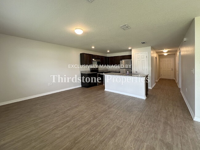 Photo - 37 Wood Amber Ln Unidad A