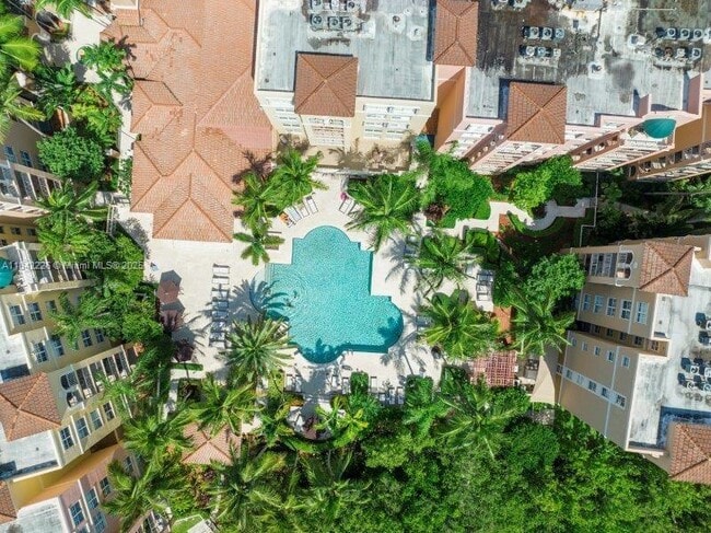 Photo - 19999 E Country Club Dr Unit 1206