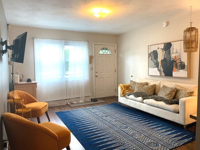 Photo - 140-142 Pine St Unidad B