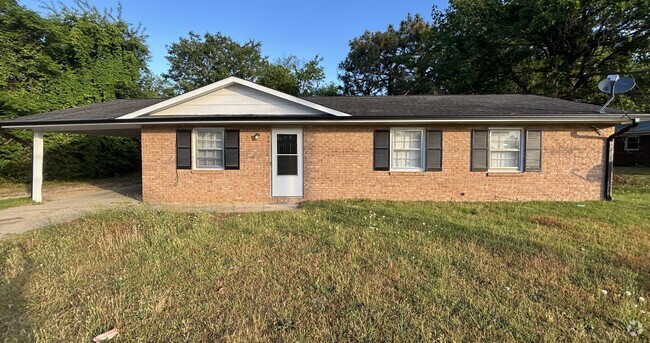 Building Photo - 4849 Rosehill Rd Rental