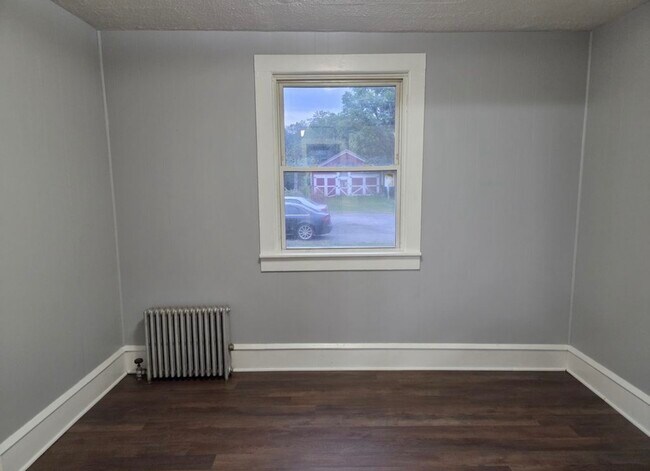 Photo - 254 Main St Unit 1st level