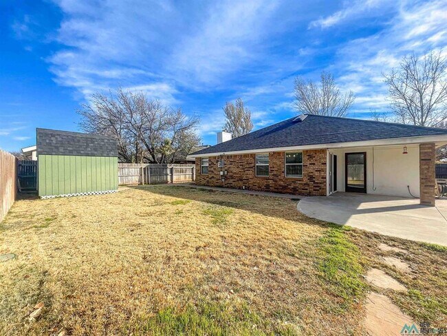 Photo - 2140 Northglen Dr