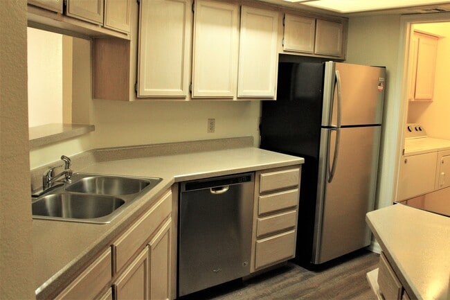 Photo - Biltmore / Arcadia Lite - 32nd St & Camelback